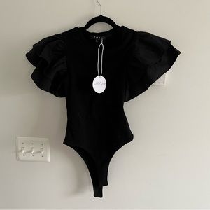 NWT Petal & Pup Bonnie ruffle sleeved bodysuit